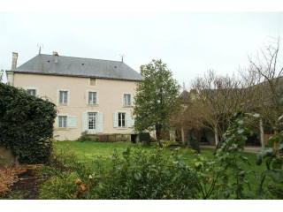 4 bedroom Village House For Sale: 86490..