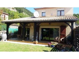 Traditionally Built Villa With Garage..