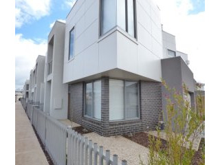 Executive Style Town Residence -..