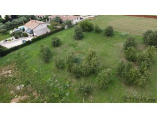 Istra, Tar - Građevinsko zemljište u užoj okolici Tara