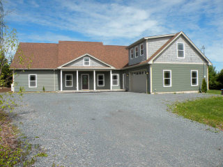 4 bedroom House For Sale: 222 Royal..