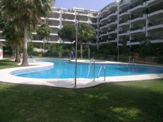 APARTMENT FOR SALE IN CALAHONDA