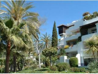 Apartment for sale in The Golden Mile..