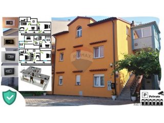 ROVINJ - dvojna kuća odlična lokacija 600m od mora