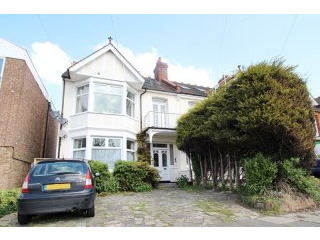 First Avenue, Westcliff on Sea, SS0 8HS
