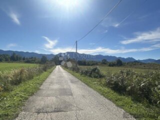 ZEMLJIŠTE 10000M2 MOGUĆA PARCELACIJA PRIRODA POGLED !!!