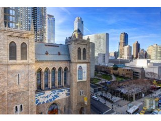 2 bedroom Apartment For Sale: 30 WEST..