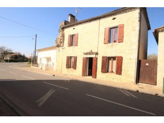 Lovely stone 3 bedroom village house..