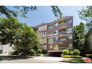 3 bedroom Flat For Sale: 120 South..