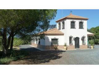 Finca Farm - This is a substantial..