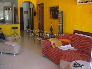 2 bedroom Apartment property for sale..