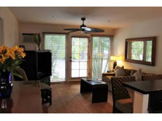 Aina Nalu Condo B104