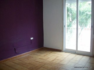 OPPORTUNITY! Flat for sale with..