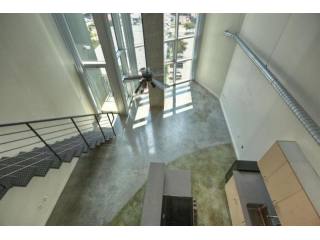 1 bedroom Apartment For Sale: 2000..