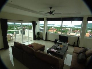 Amazing Sea View Rawai Penthouse - 1167..