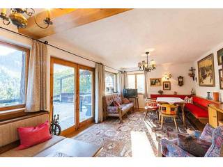 Spacious house with large lot in..