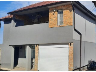 Kuca na prodaju 270+30m2-Dobanovci
