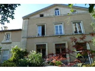8 bedroom Town House For Sale: 79000..