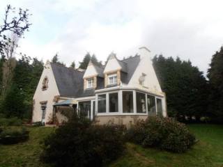 Beautiful 5 Bedroom Detached House