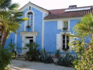 3 Bedrooms - House - Midi-Pyrenees -..