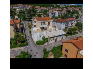 PREKRASNA KUĆA NA 150M OD MORA