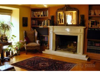 4 bedroom Apartment For Sale: Palaio..