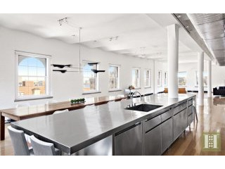 4 bedroom Apartment For Sale: THE DIETZ..