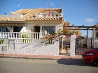 2 Bedrooms - Semi Detached - Alicante -..