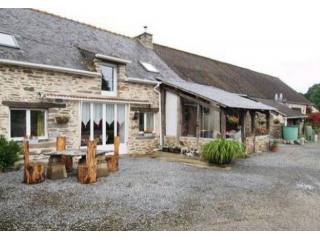 Farmhouse on 1.3 Hectares