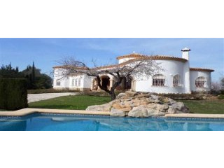 3 Bedrooms - Villa - Alicante - For Sale