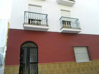 Apartment - A cosy 2 bedroom, one..