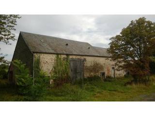 5 mn from BOUSSAC on 2,4 hectares old..