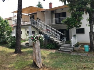 Otok Krk,Malinska,samostojeća kuća 300 m2, na parceli od 779