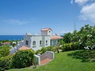 4 bedroom Property For Sale: Costa..