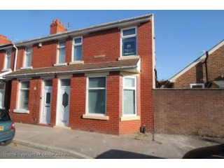83 Gordon Rd, Fleetwood