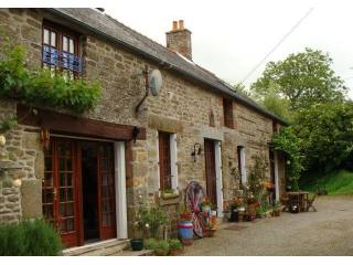 Secluded Farmhouse With Heated Pool