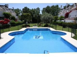 3 bedroom town house for sale