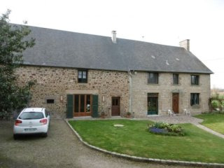 Country House with Delightful Garden