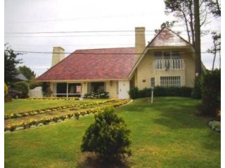 5 Bedroom House - For Rent - Lugano Y..