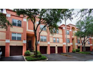 2 bedroom Property For Sale: 625..