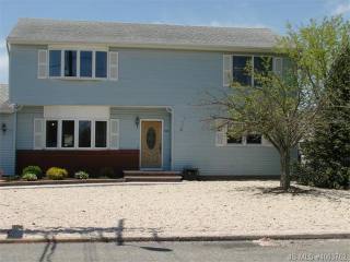 5 bedroom Flat For Sale: 905 Shenandoah..