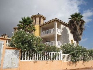 Resale · Apartment · Spain · Costa Bl..