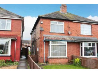 3 bedroom, Semi-detached House house..