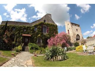 7 bedroom Character For Sale: 03140..