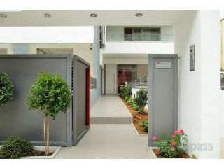 3 bedroom Apartment For Sale:..