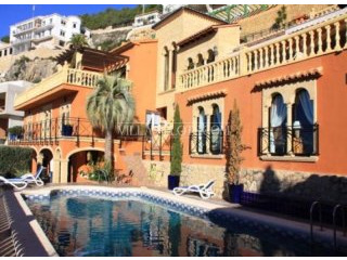 6 Bedroom Villa In Javea