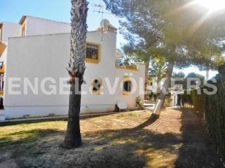 REDUCED- SEMIDETACHED IN A QUIET AND..
