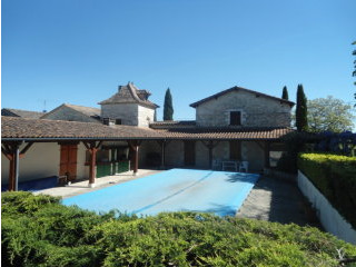Farmhouse 5 Mins From Lively Village..