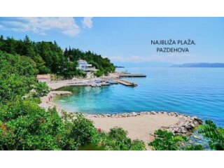 Građevinsko zemljište sa starinom, 560 m2