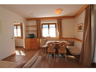 1 bedroom Apartment For Sale: Strada..